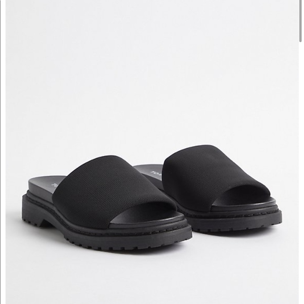 NWT Torrid wide width sandals